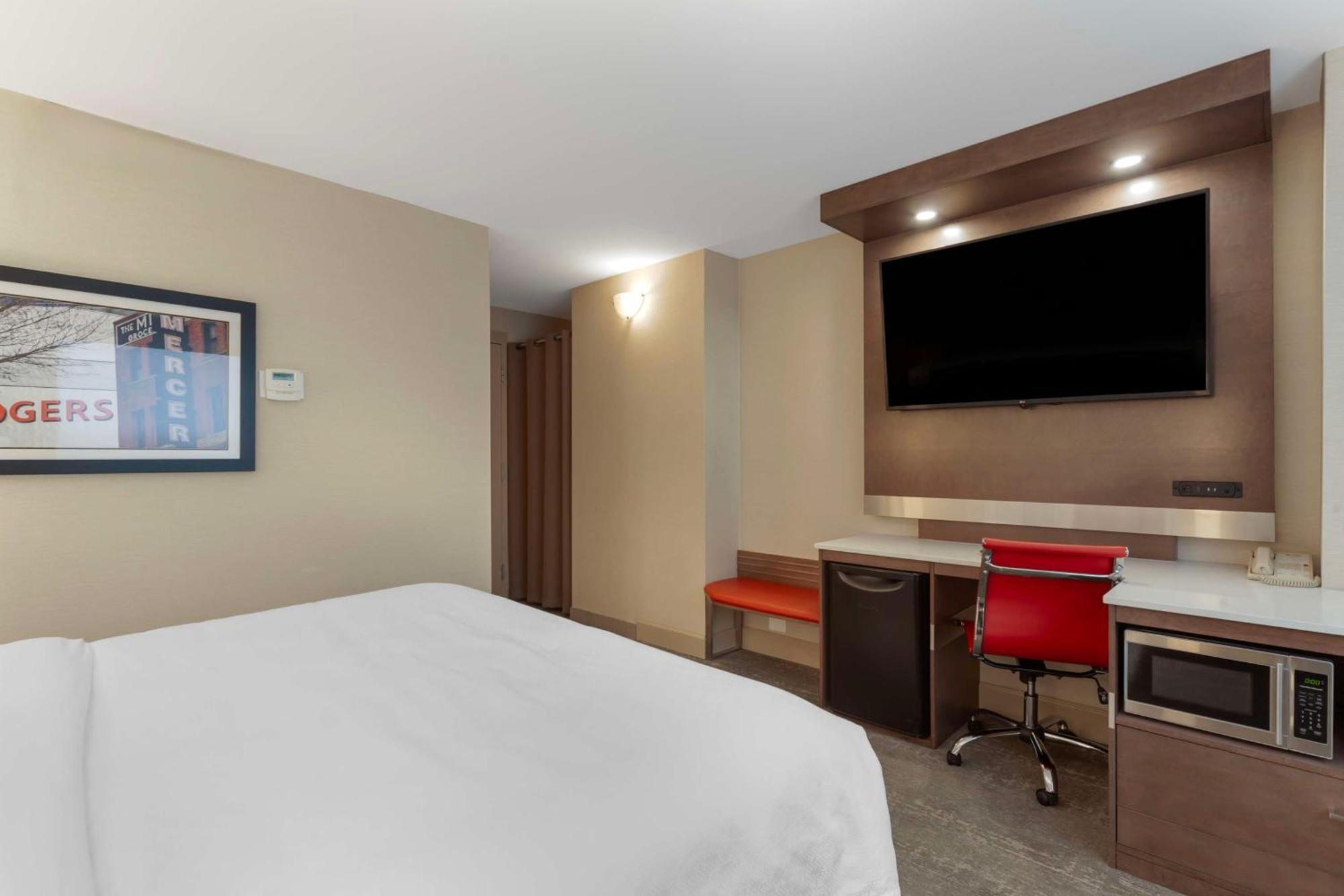 Best Western Plus City Centre Inn Edmonton Esterno foto