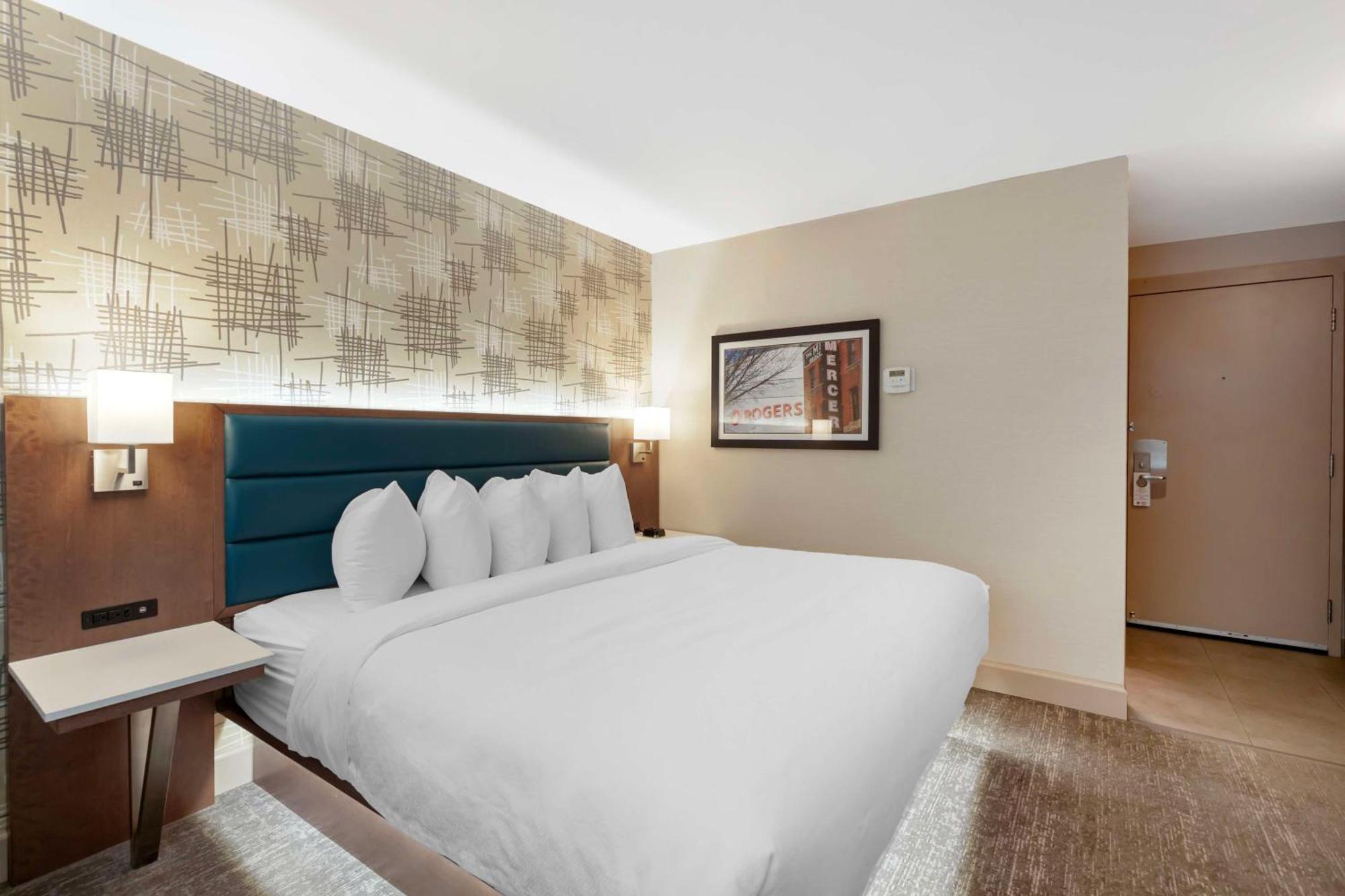Best Western Plus City Centre Inn Edmonton Esterno foto