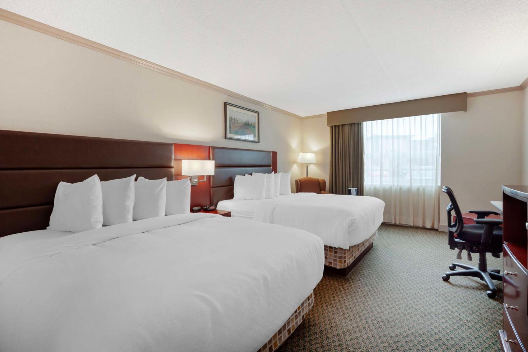 Best Western Plus City Centre Inn Edmonton Esterno foto