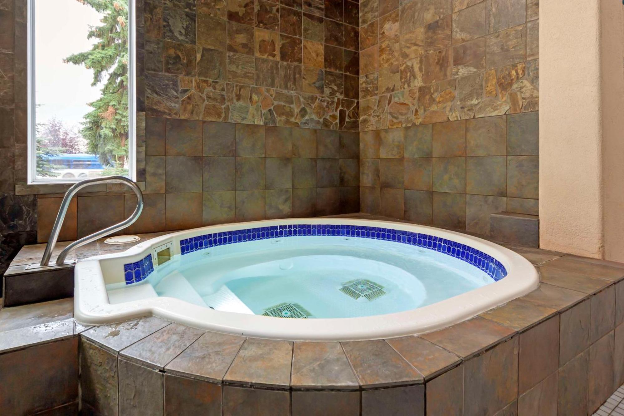 Best Western Plus City Centre Inn Edmonton Esterno foto