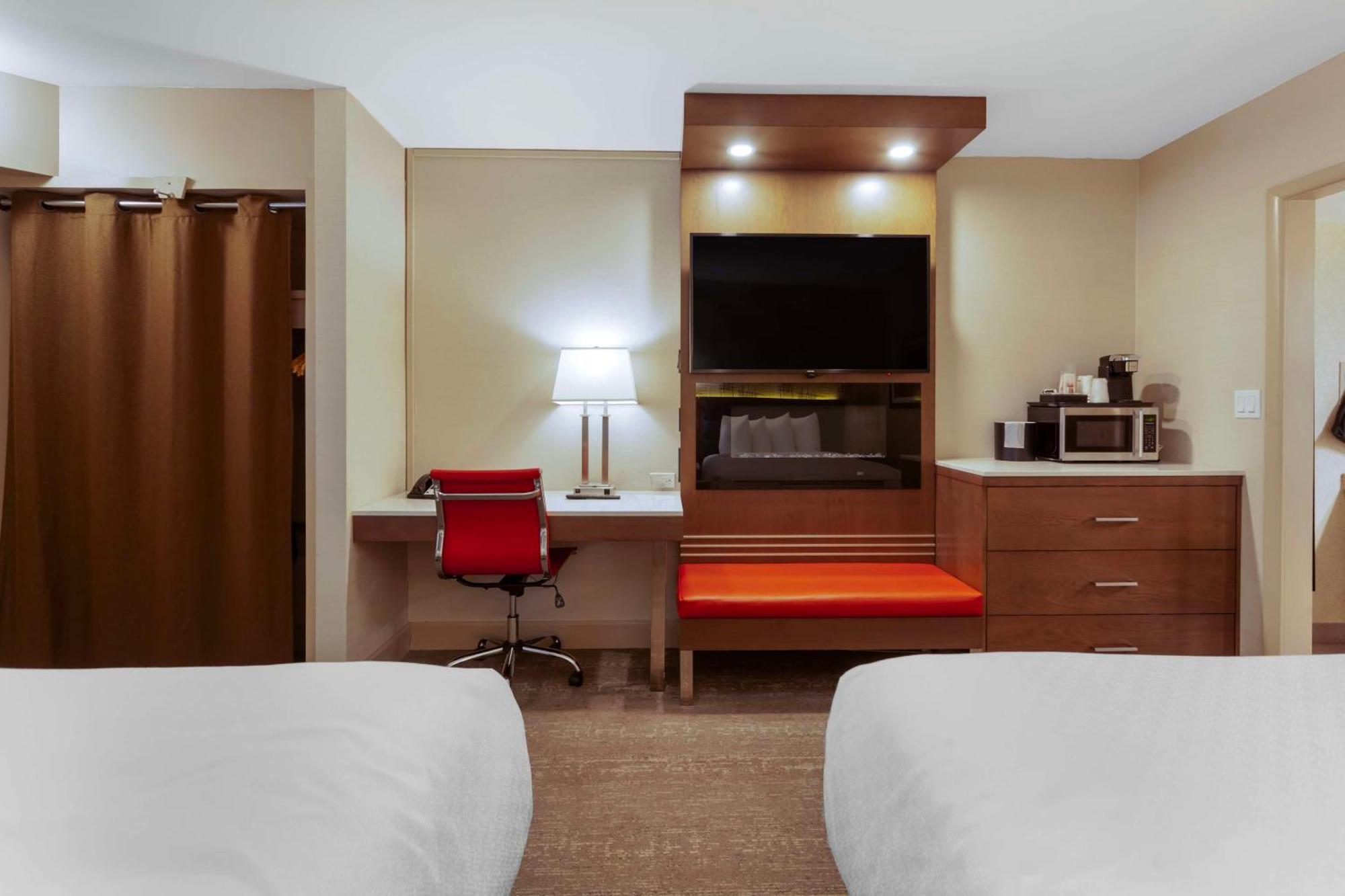 Best Western Plus City Centre Inn Edmonton Esterno foto