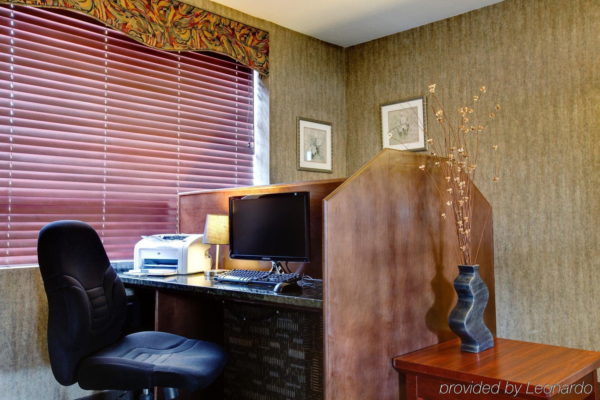 Best Western Plus City Centre Inn Edmonton Servizi foto