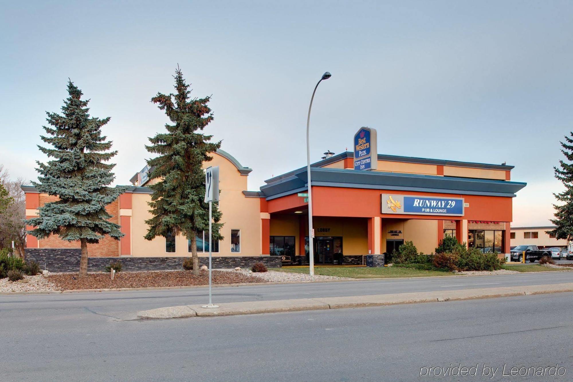 Best Western Plus City Centre Inn Edmonton Esterno foto