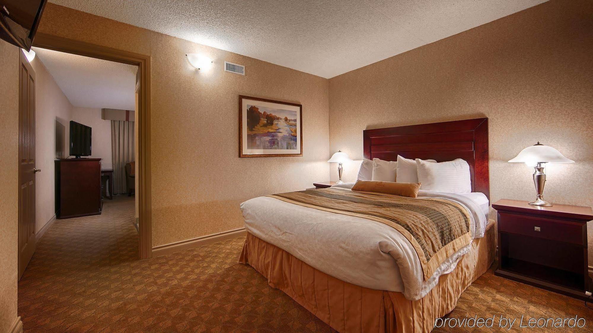 Best Western Plus City Centre Inn Edmonton Esterno foto
